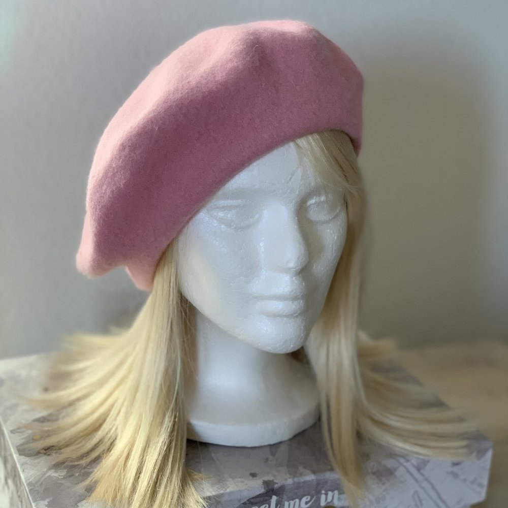 Pink wool French beret